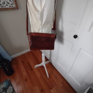 Elegant Brown Leather Shoulder Bag